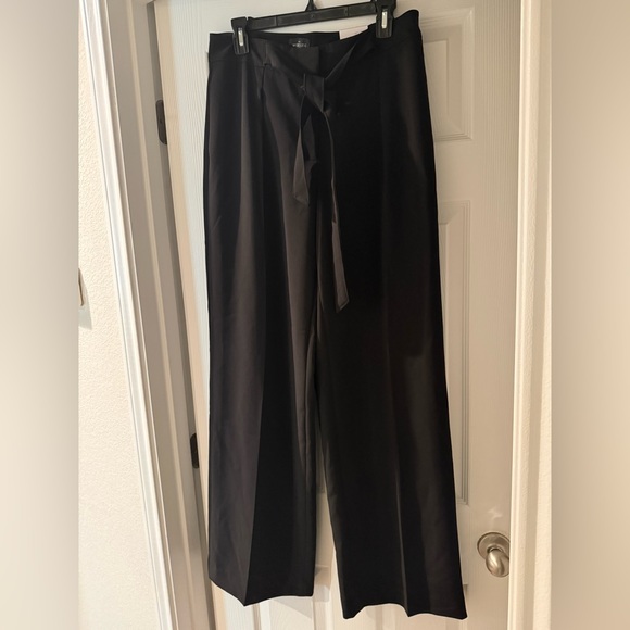 White House Black Market Classic Black Trousers - Picture 1 of 7